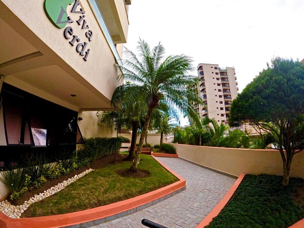 Moderno Enseada Apartment *